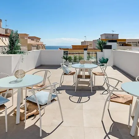 Speechless First Line Apartman Estepona
