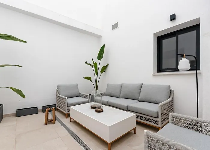 Speechless First Line *